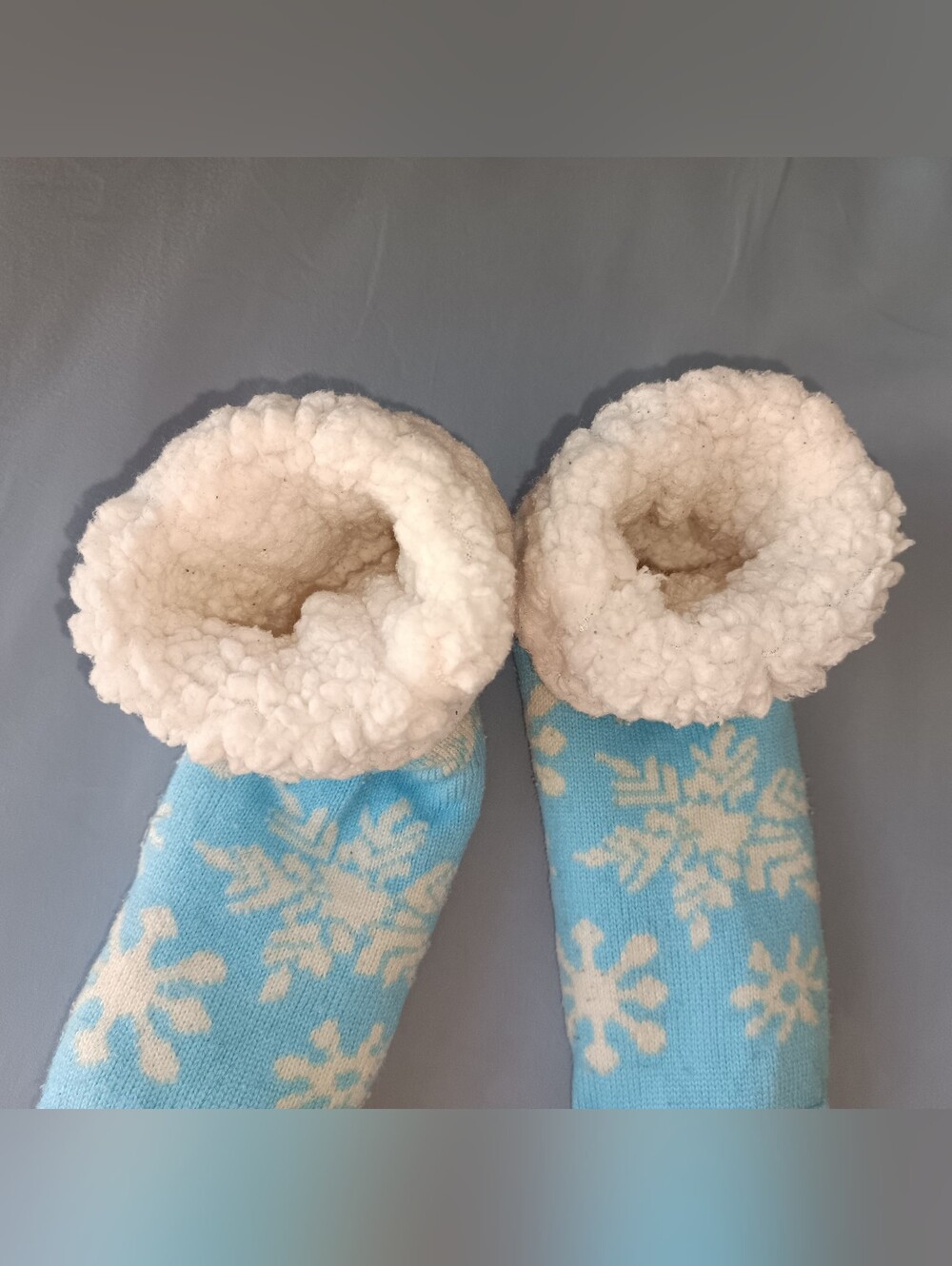 Pudus Brand Slipper Socks Snowflake Sky Blue One Size All Amazingly Soft Socks